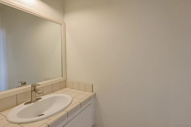 1118 Fresno St 1, San Diego, CA 92111