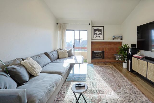 1118 Fresno St 1, San Diego, CA 92111