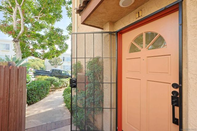 1118 Fresno St 1, San Diego, CA 92111