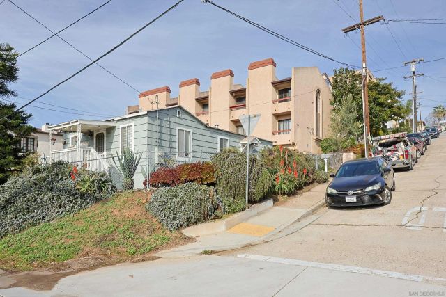 1118 Fresno St 1, San Diego, CA 92111