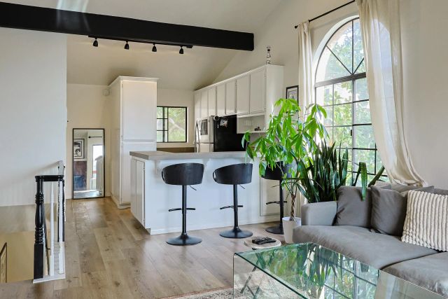 1118 Fresno St 1, San Diego, CA 92111