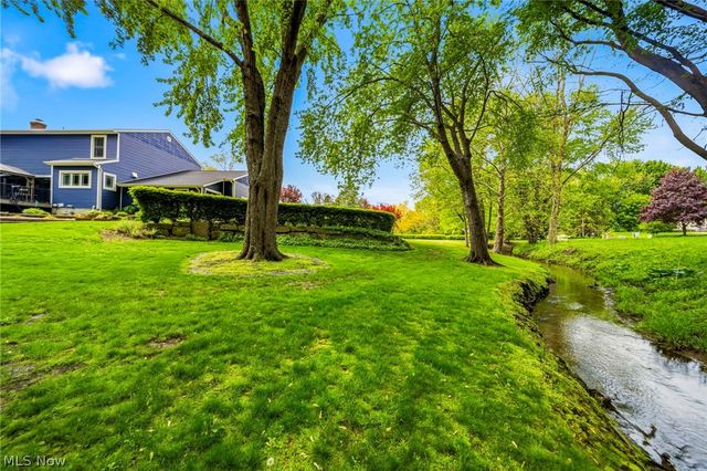2087 Chimney Ridge Drive, Madison, OH 44057