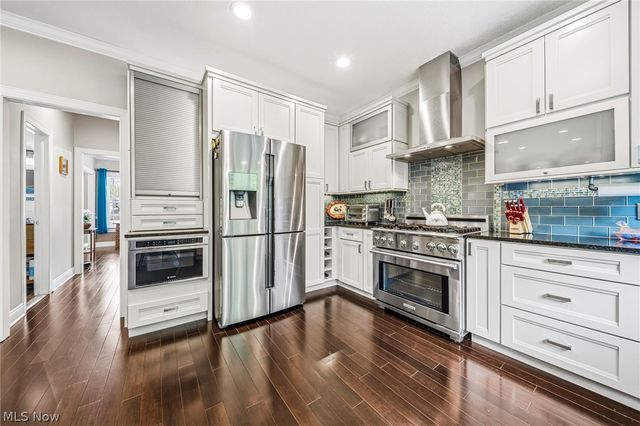 2087 Chimney Ridge Drive, Madison, OH 44057