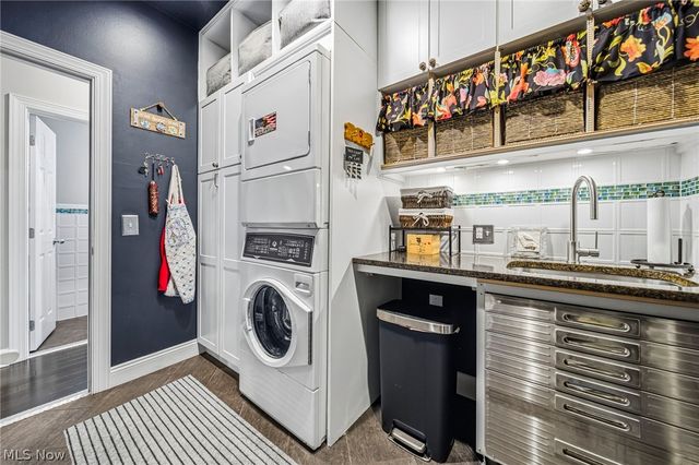2087 Chimney Ridge Drive, Madison, OH 44057