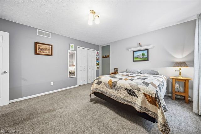 2087 Chimney Ridge Drive, Madison, OH 44057