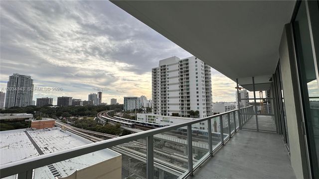 79 SW 12th St 1102-S, Miami, FL 33130
