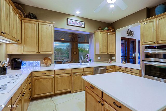 6249 E AMBER SUN Drive, Scottsdale, AZ 85266