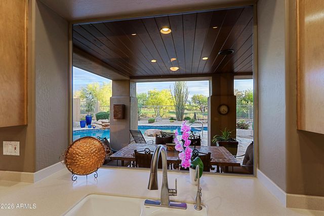 6249 E AMBER SUN Drive, Scottsdale, AZ 85266