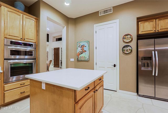 6249 E AMBER SUN Drive, Scottsdale, AZ 85266