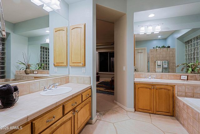 6249 E AMBER SUN Drive, Scottsdale, AZ 85266
