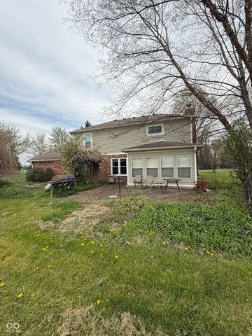 668 N 300 W, Greenfield, IN 46140