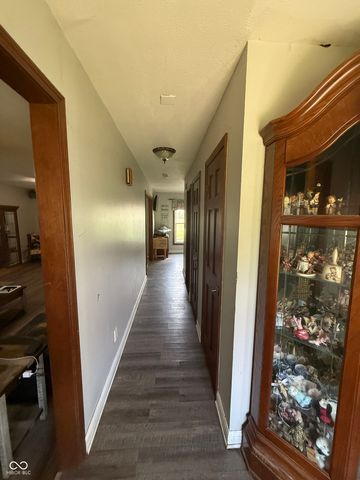 668 N 300 W, Greenfield, IN 46140