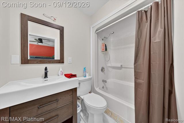 4254 W Highland Road, Highland, MI 48357