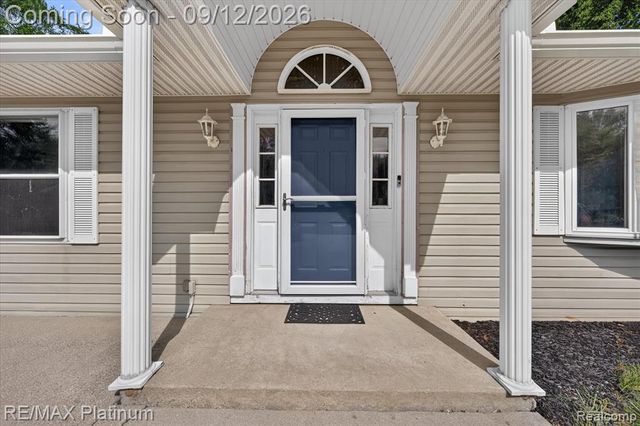 4254 W Highland Road, Highland, MI 48357