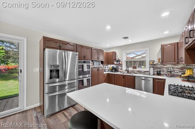 4254 W Highland Road, Highland, MI 48357