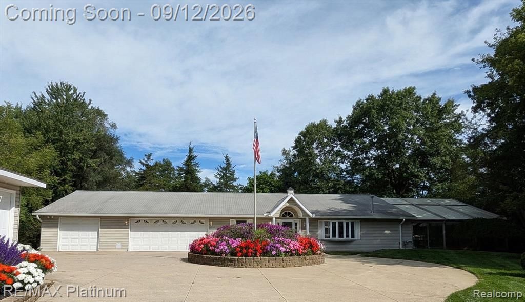4254 W Highland Road, Highland, MI 48357
