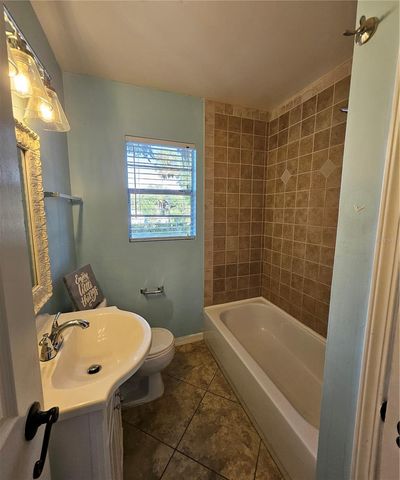 7237 HILLCREST STREET, Leesburg, FL 34748