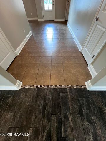 100 Cautillion Drive, Youngsville, LA 70592