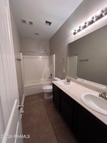 100 Cautillion Drive, Youngsville, LA 70592