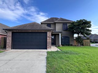 100 Cautillion Drive, Youngsville, LA 70592