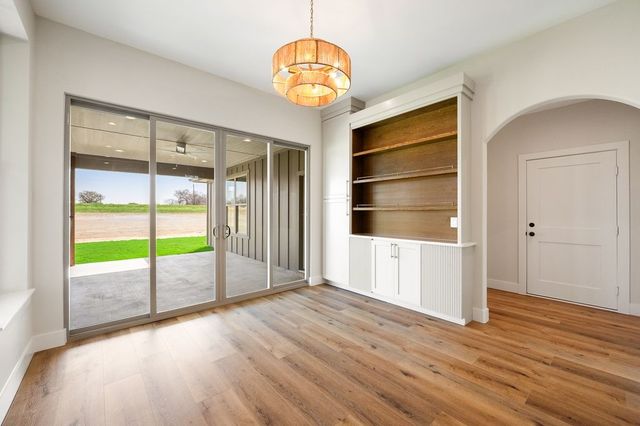 120 Quail Run Court, Decatur, TX 76234