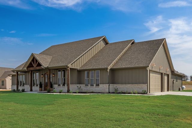120 Quail Run Court, Decatur, TX 76234