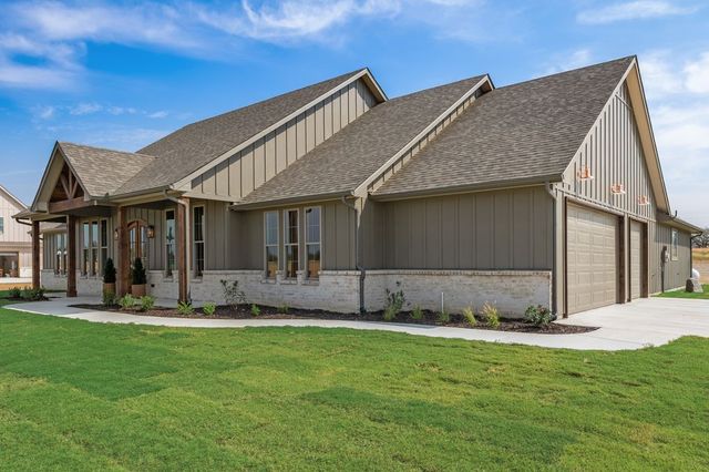 120 Quail Run Court, Decatur, TX 76234