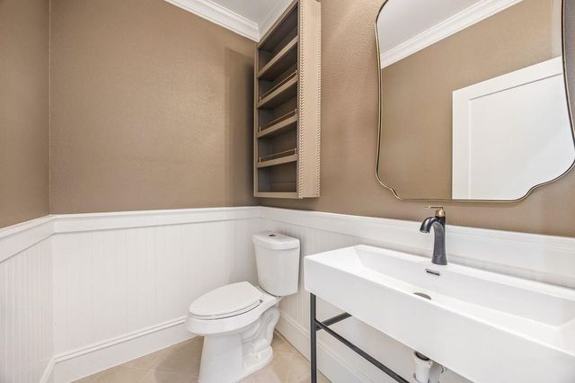 120 Quail Run Court, Decatur, TX 76234