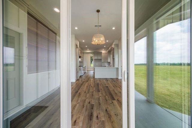 120 Quail Run Court, Decatur, TX 76234