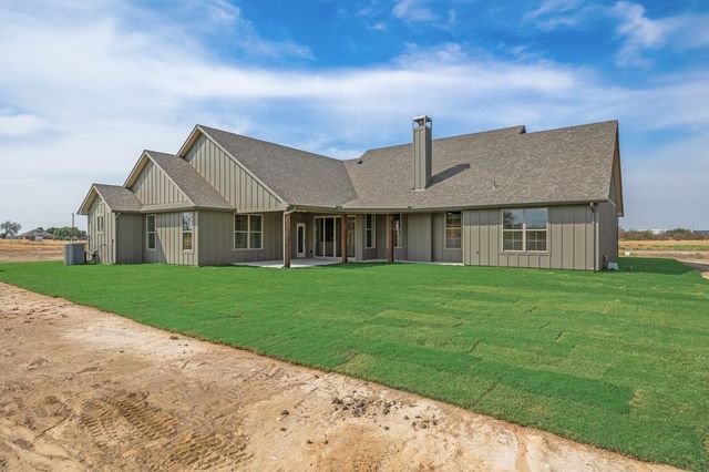 120 Quail Run Court, Decatur, TX 76234