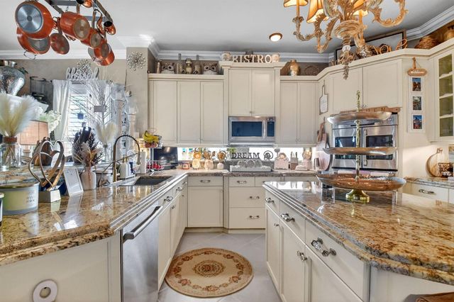611 Edgebrook Lane, Royal Palm Beach, FL 33411