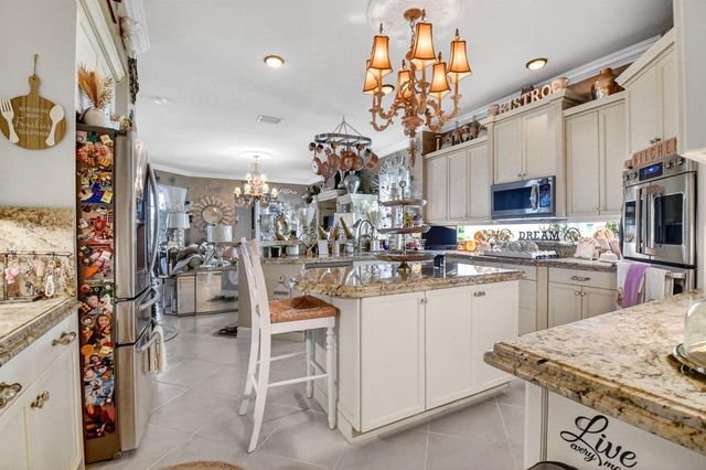 611 Edgebrook Lane, Royal Palm Beach, FL 33411