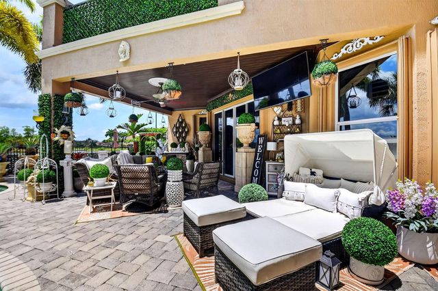611 Edgebrook Lane, Royal Palm Beach, FL 33411