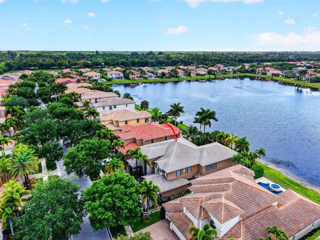 611 Edgebrook Lane, Royal Palm Beach, FL 33411