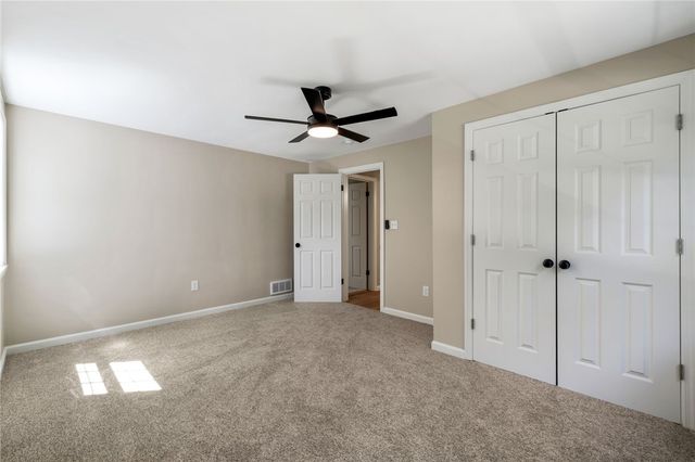 8241 Thompson Run, Mccandless, PA 15237