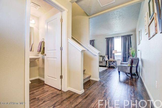 11 N DRUMMOND ST, Spokane Valley, WA 99016