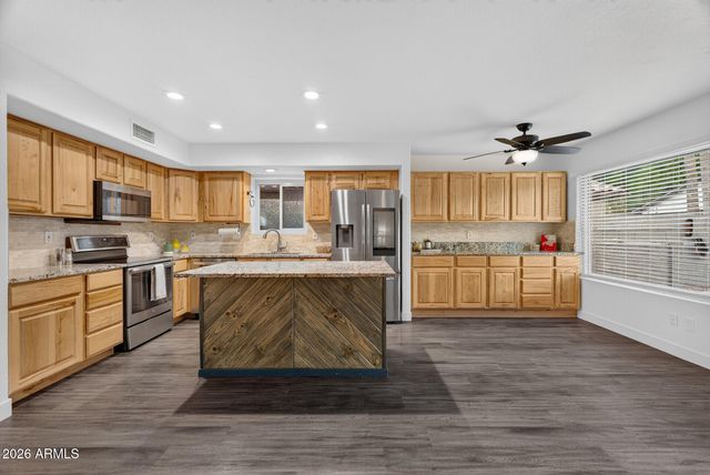 1301 E SIERRA MADRE Avenue, Gilbert, AZ 85296