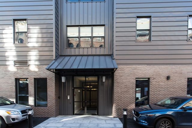 13 W Central Street 7, Natick, MA 01760