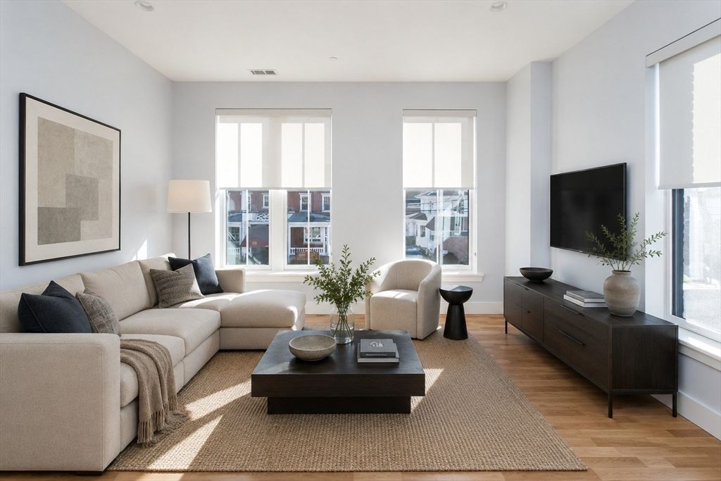 13 W Central Street 7, Natick, MA 01760