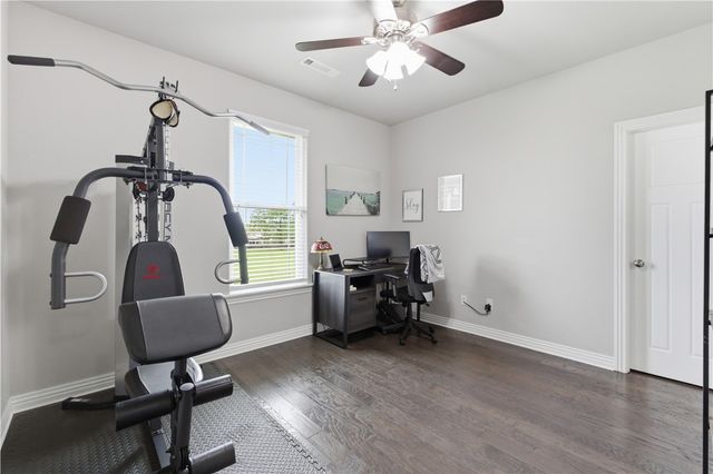 571 S Rainbow Road, Cave Springs, AR 72718