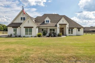 5256 E Hickory Hollow Drive, Claremore, OK 74019
