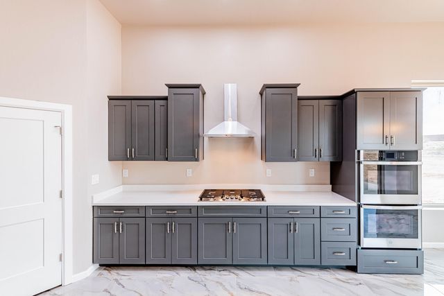 605 Colorado Mountain Road NE, Rio Rancho, NM 87124