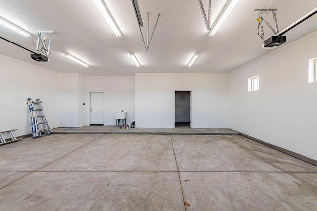 605 Colorado Mountain Road NE, Rio Rancho, NM 87124