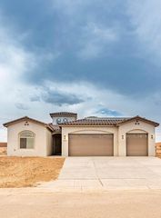 605 Colorado Mountain Road NE, Rio Rancho, NM 87124