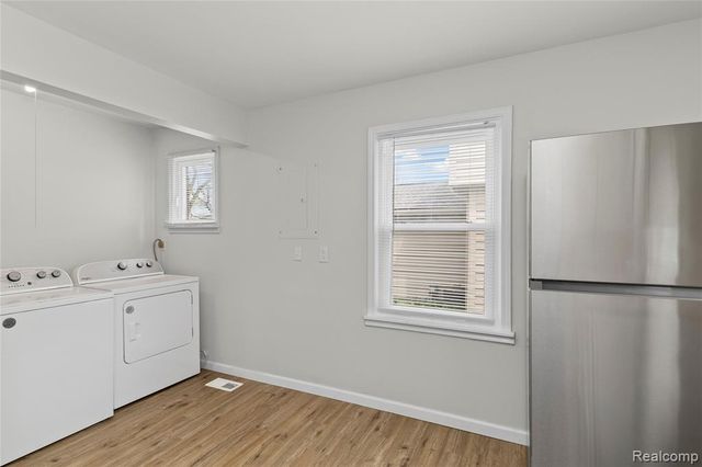 7426 Floral Street, Westland, MI 48185