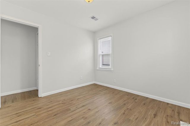 7426 Floral Street, Westland, MI 48185