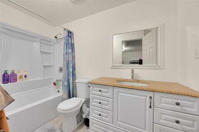 4424 N Quemoy Street, Aurora, CO 80019