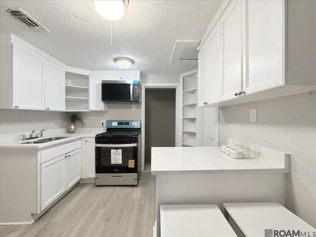 3238 Washington St, Baker, LA 70714