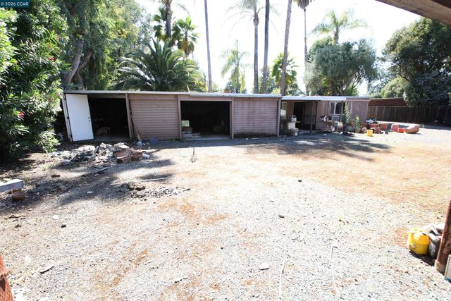 100 Normandy Ln, Walnut Creek, CA 94598