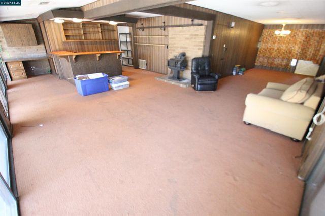 100 Normandy Ln, Walnut Creek, CA 94598